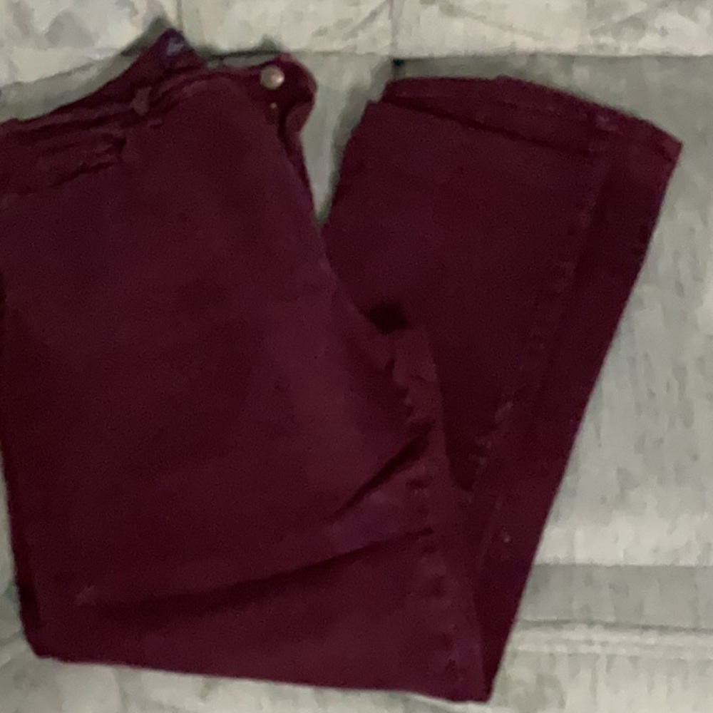 Color: Maroon



2 - Picture 5 of 5